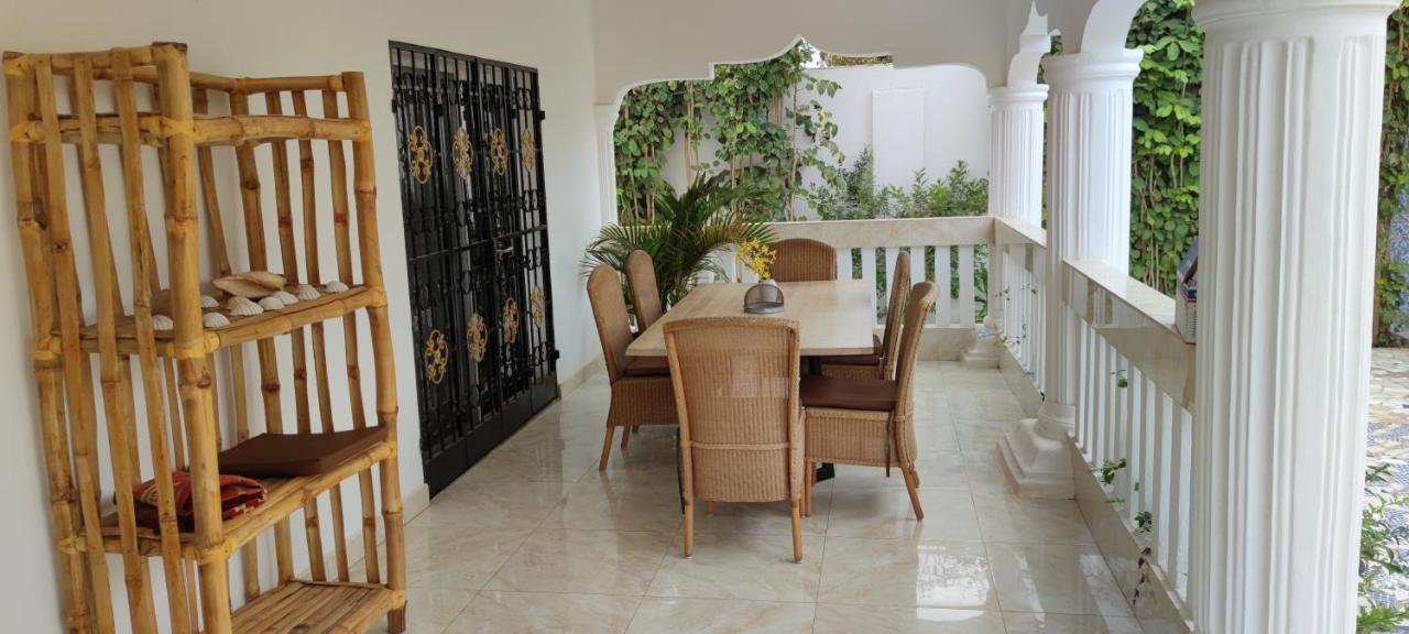 Dulaa Deema Residence Brufut Heights Tranquil Exterior foto