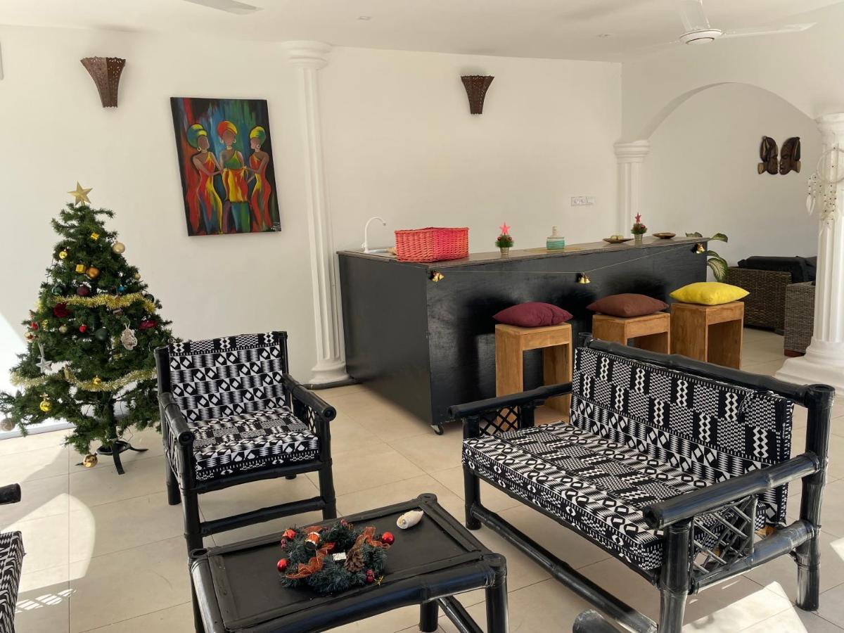 Dulaa Deema Residence Brufut Heights Tranquil Exterior foto