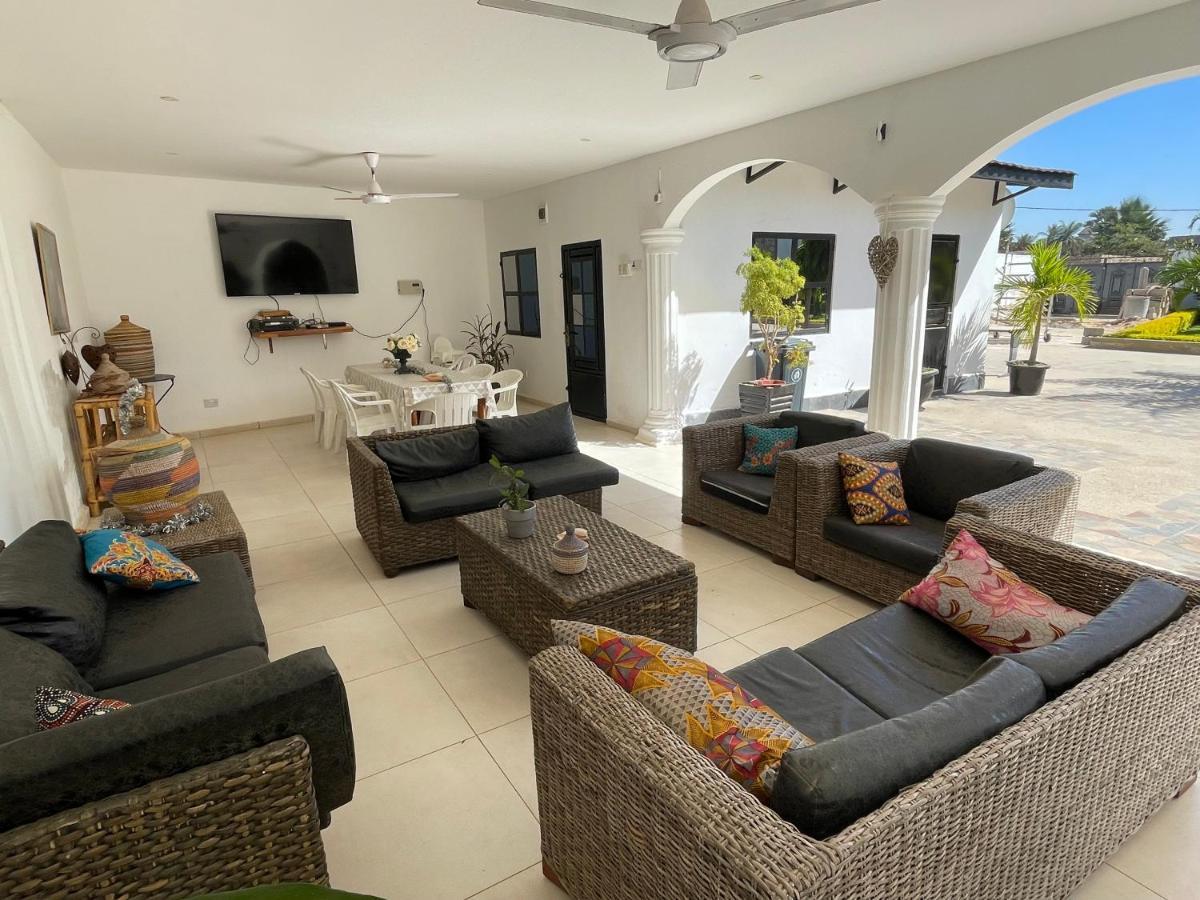 Dulaa Deema Residence Brufut Heights Tranquil Exterior foto